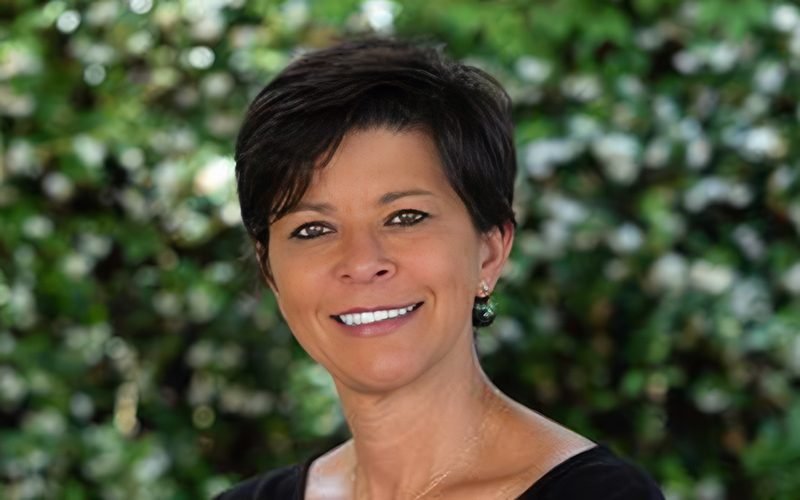 unwrap-the-best-you-2025-speaker-liane-brito